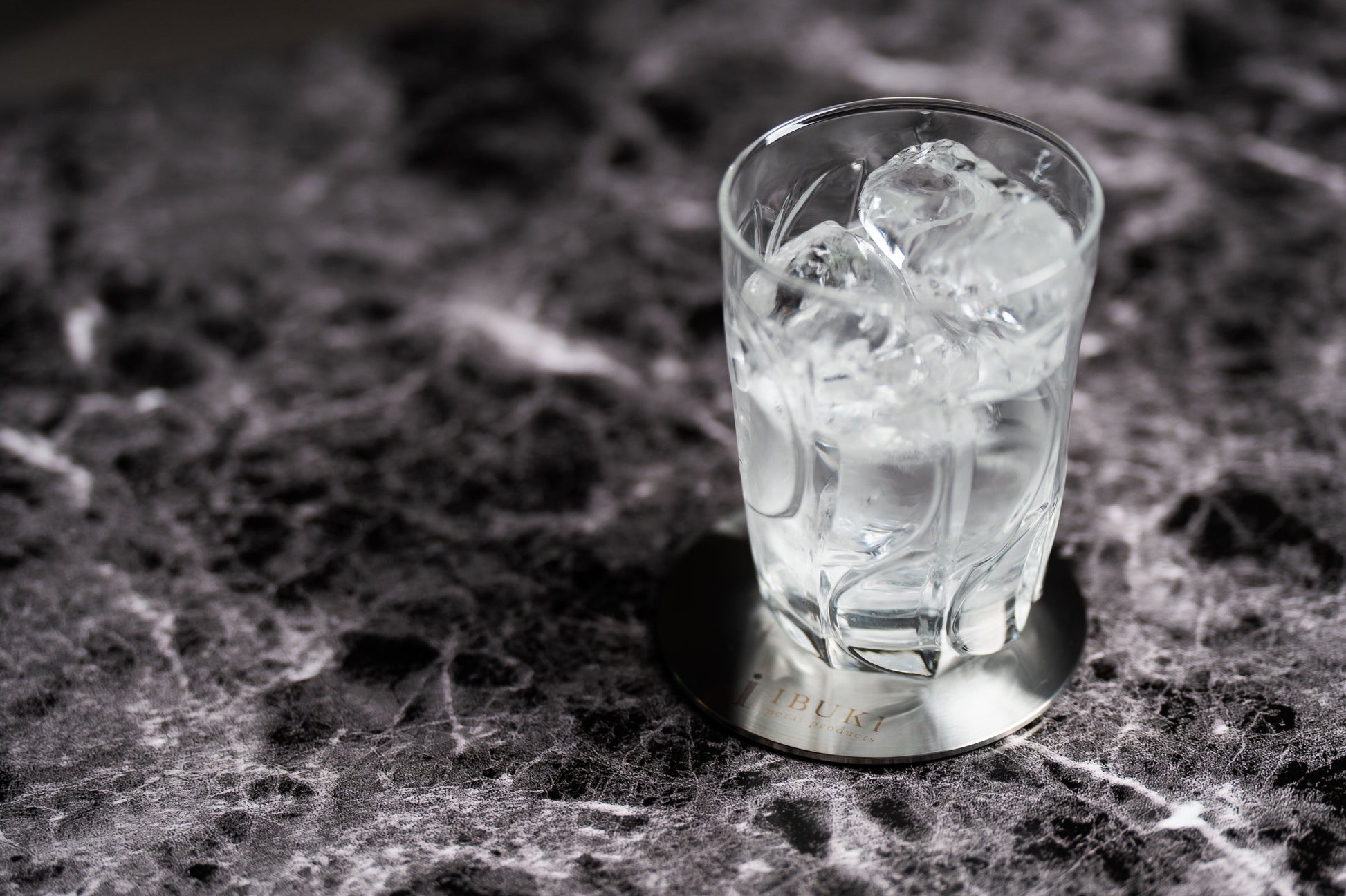 SUS304ステンレス製 金属コースター 放射線状仕上げ