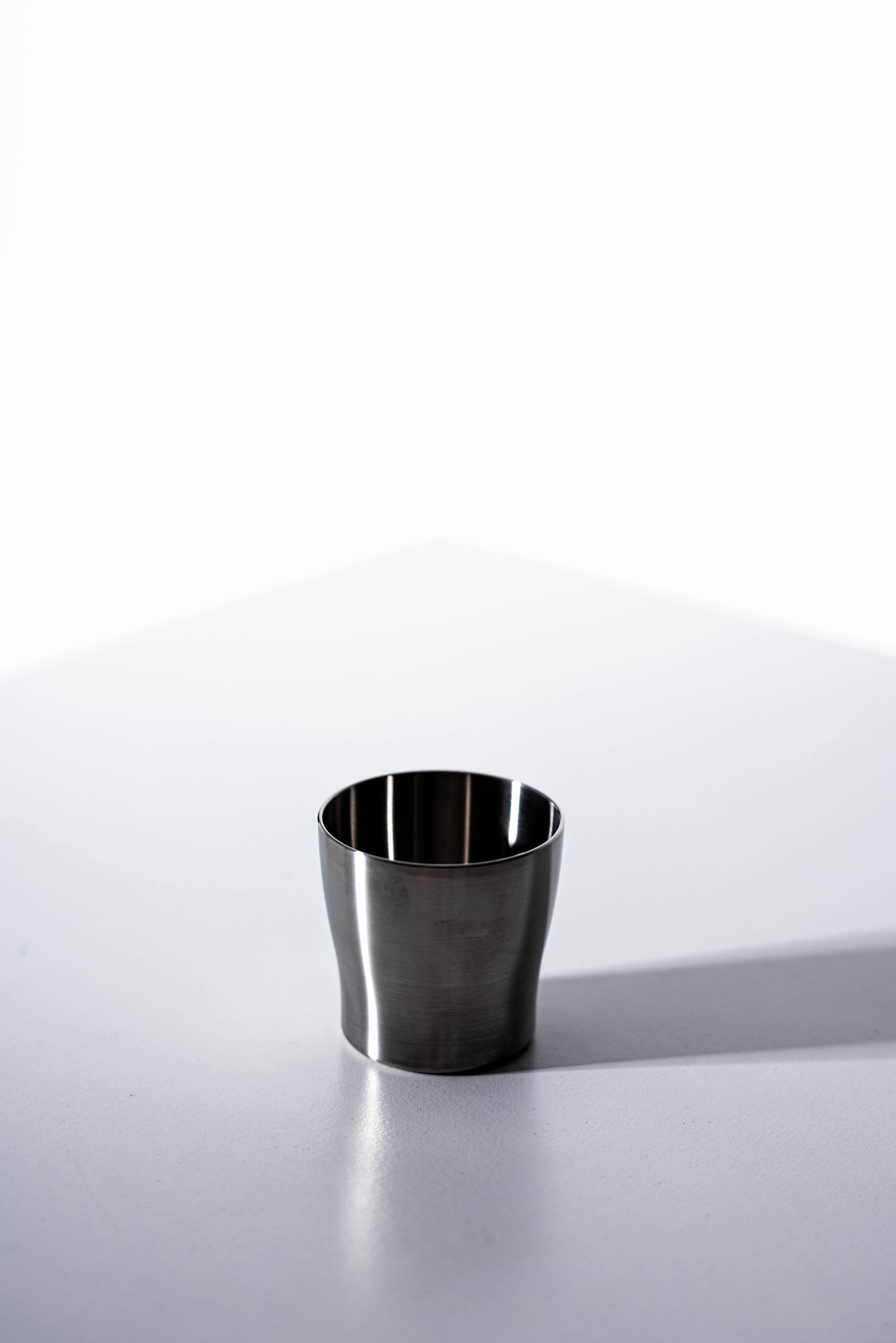 SUS304 ぐい呑み・ショットグラス｜金属加工職人が作る酒器｜IBUKI
