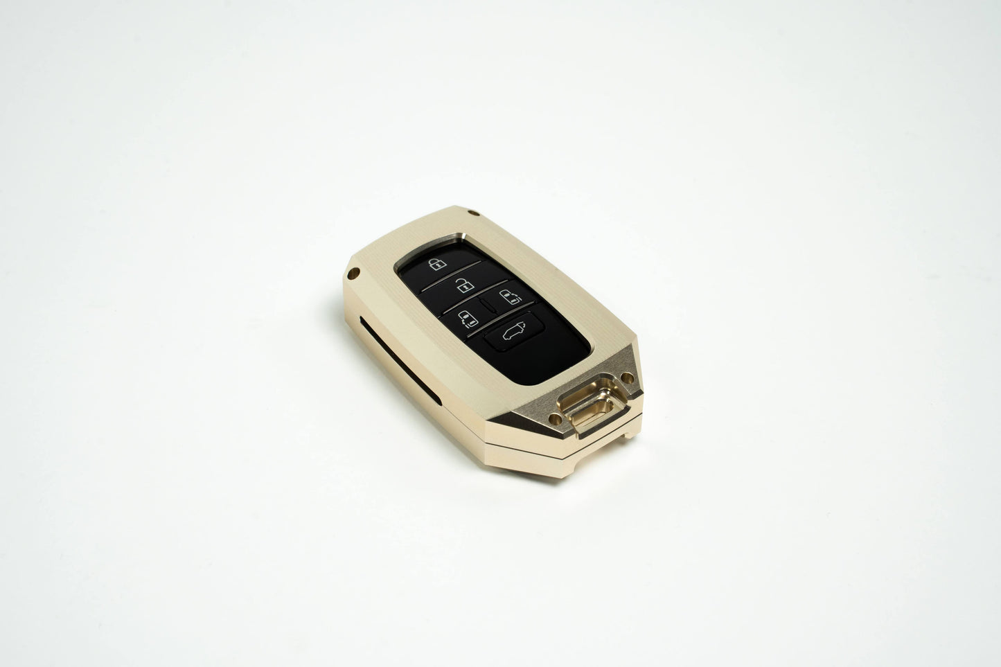 A5052 スマートキーケース（シャンパンゴールド）